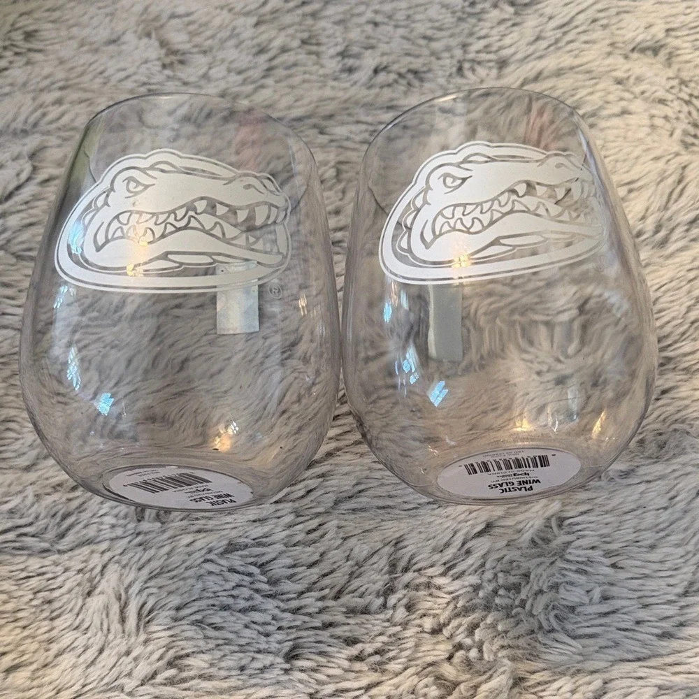 Florida Gators Stemless Wine Glasses Set of 2 Plastic 16oz Tailgate BPA Free NEW